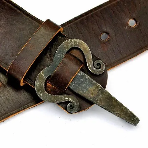 La Bottega di Merlino cintura medievale gancio ferro 5 cm cuoio