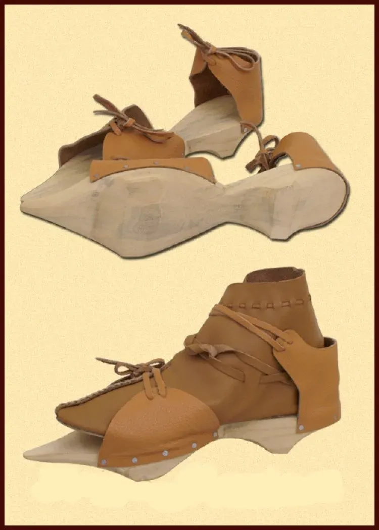 La Bottega di Merlino Copri scarpe medievali legno passanti cuoio