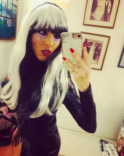 Smiffys Bewitching Wig parrucca strega rossa nera donna