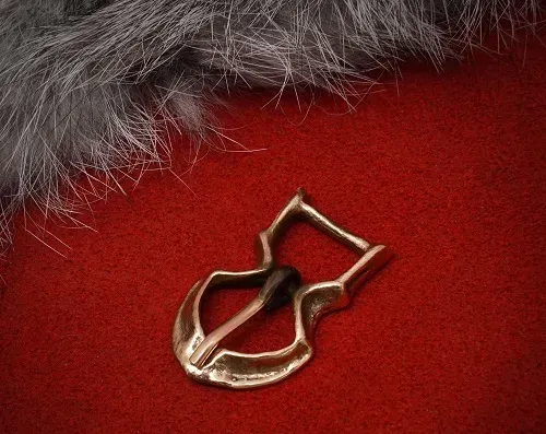 La Bottega di Merlino Fibbia Cintura Medievale Bronzo 1 cm