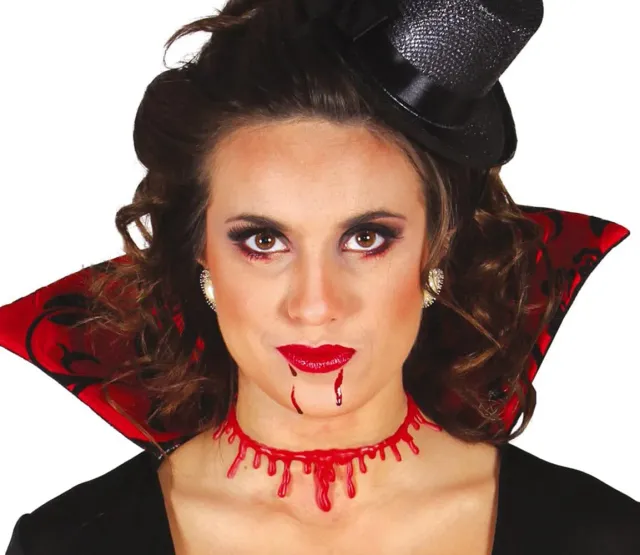 Fiestas Guirca cicatrice collo collana sangue horror