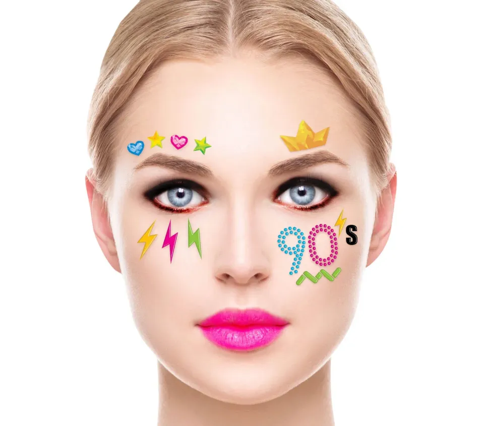Fiestas Guirca Anni '90 gioielli viso trucco multicolore