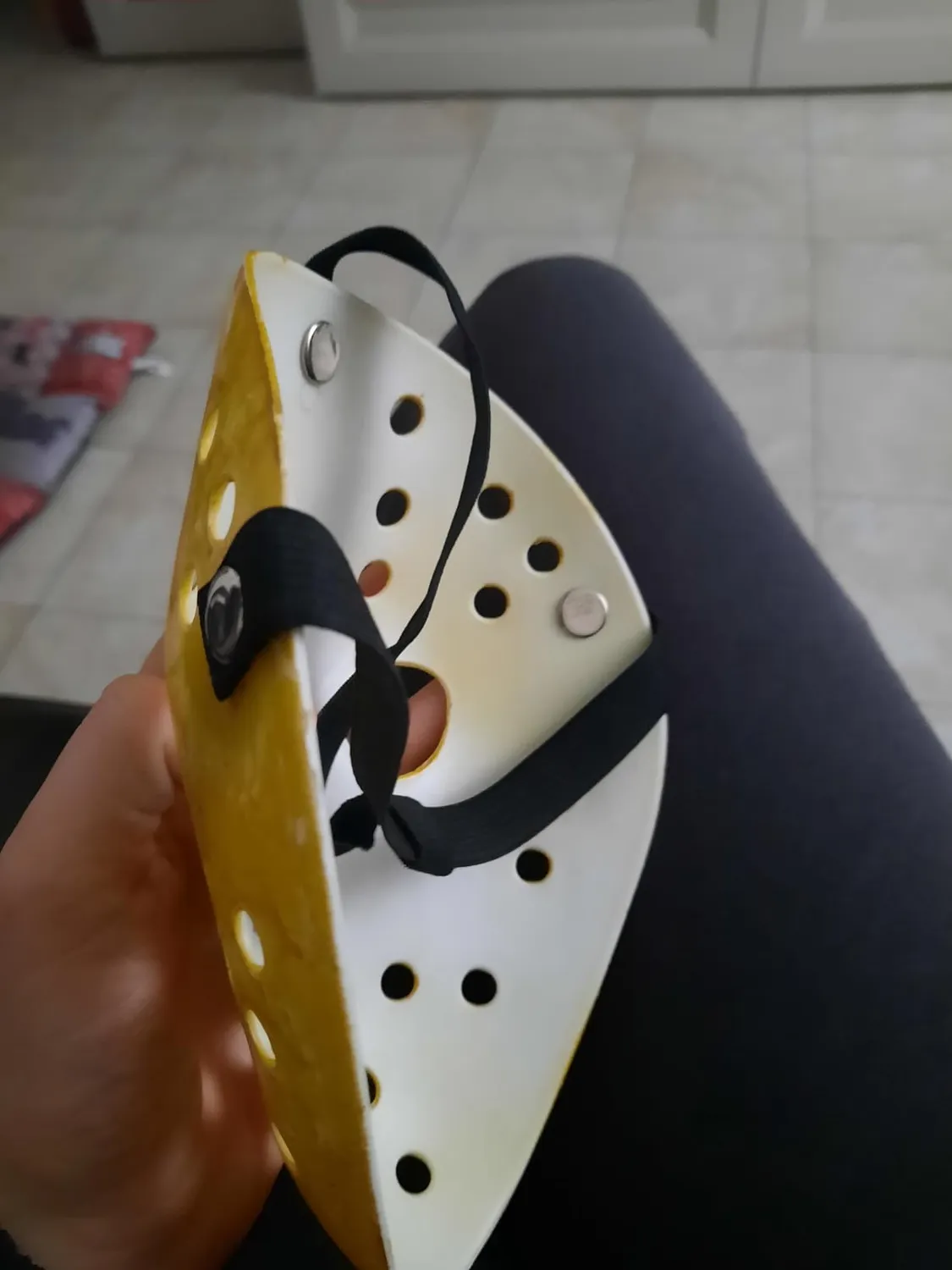 Guirca maschera hockey bambino beige in pvc