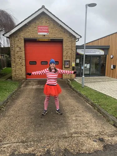 Smiffys Wenda Where's Wally Costume donna S