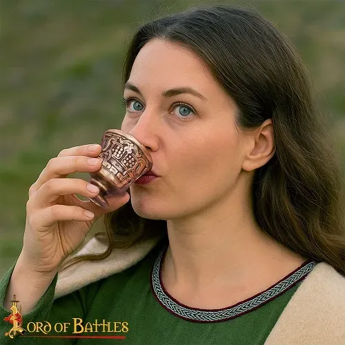La Bottega di Merlino Coppa rituale bronzo inciso 30 ml XII secolo